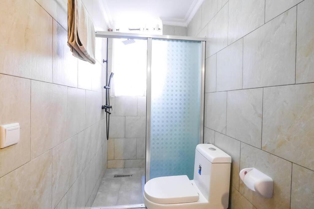 Ultra Modern Apartment In Nyarutarama キガリ エクステリア 写真